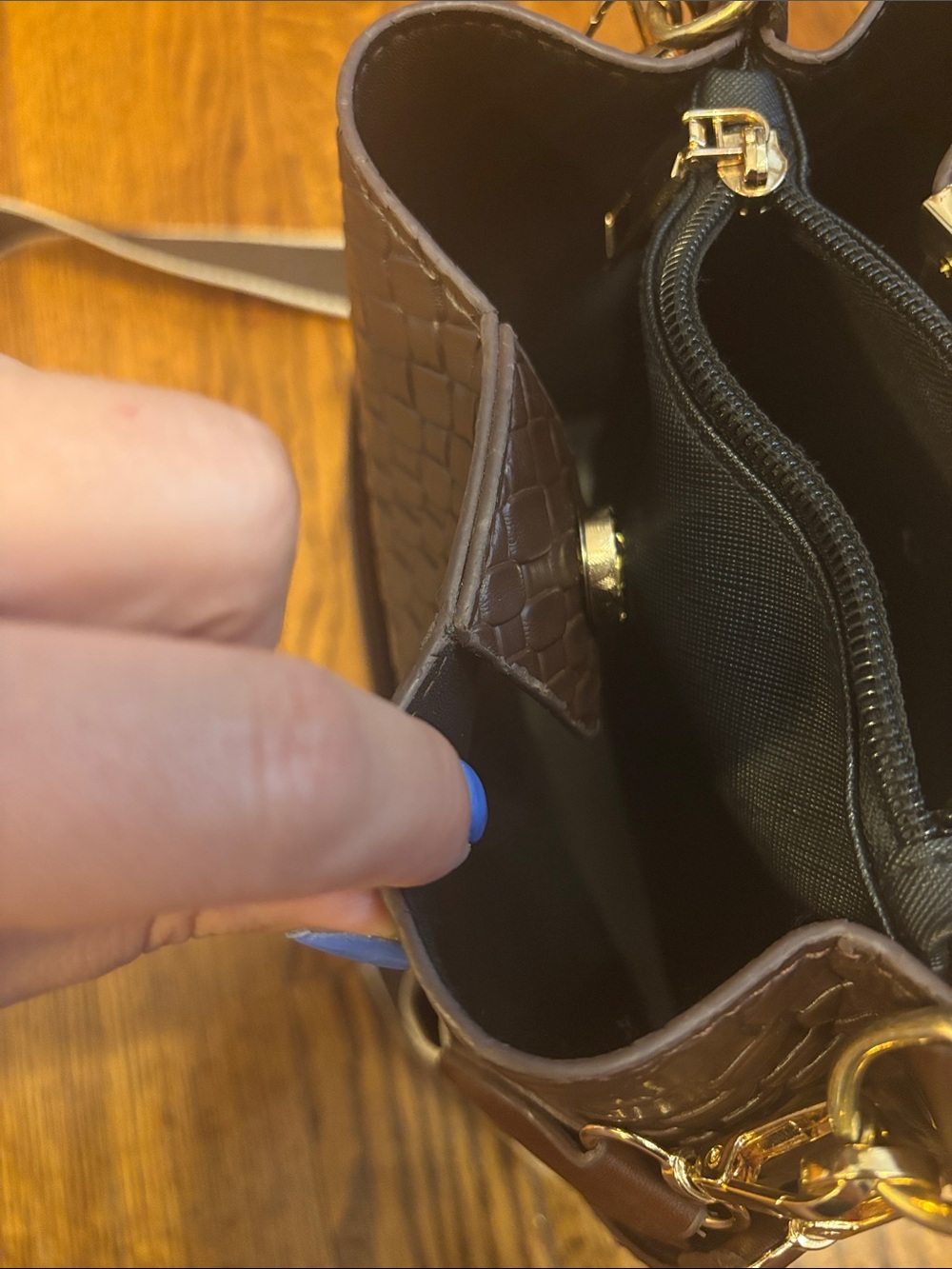 Woven Textured Brown Bucket Bag - Picture 8 of 11